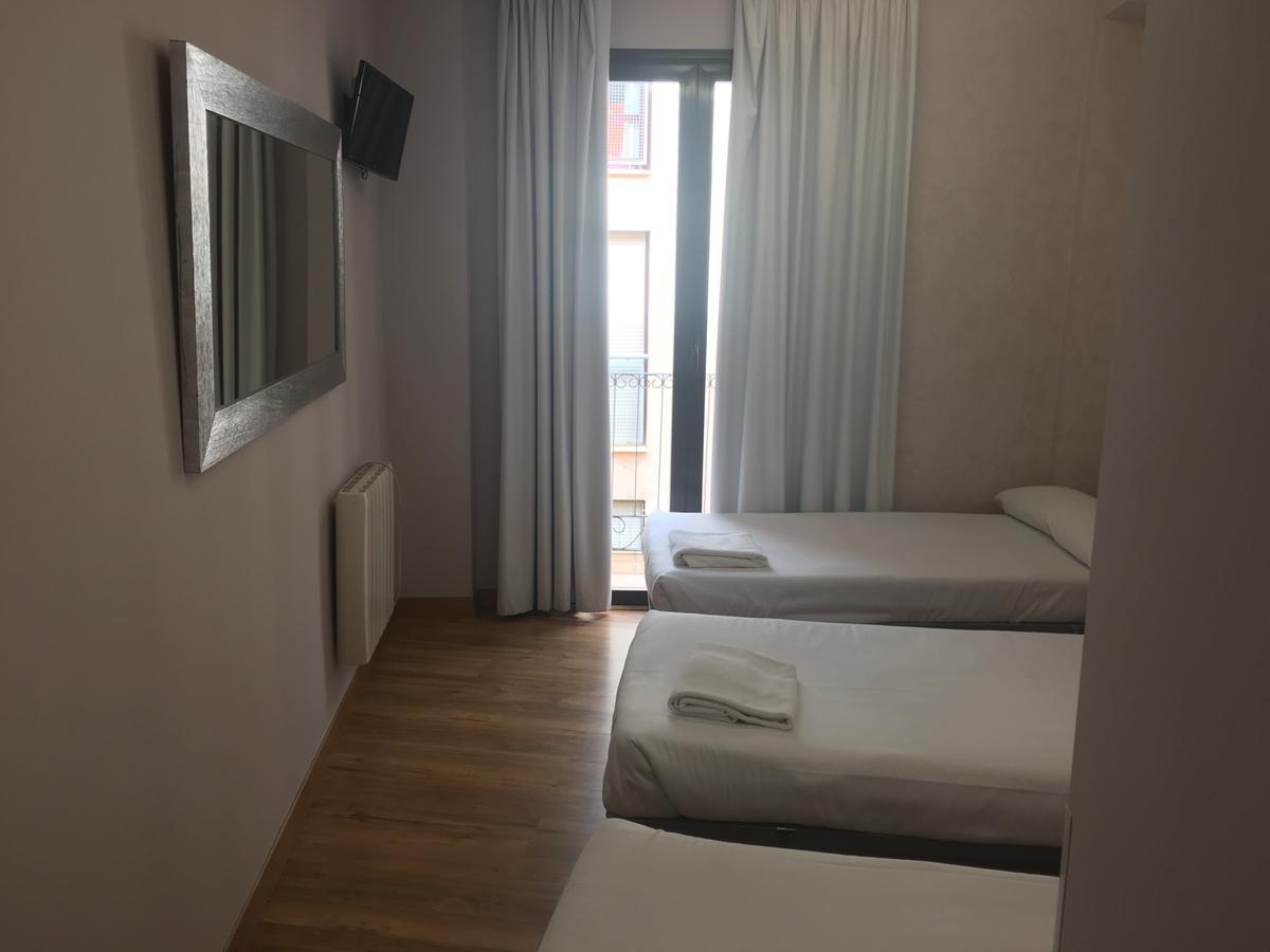 Albergue Santiago Apostol لوغرونيو المظهر الخارجي الصورة